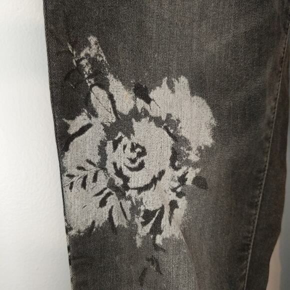EUC Free People Dark Grey Floral Skinny Jeans - Picture 2 of 5